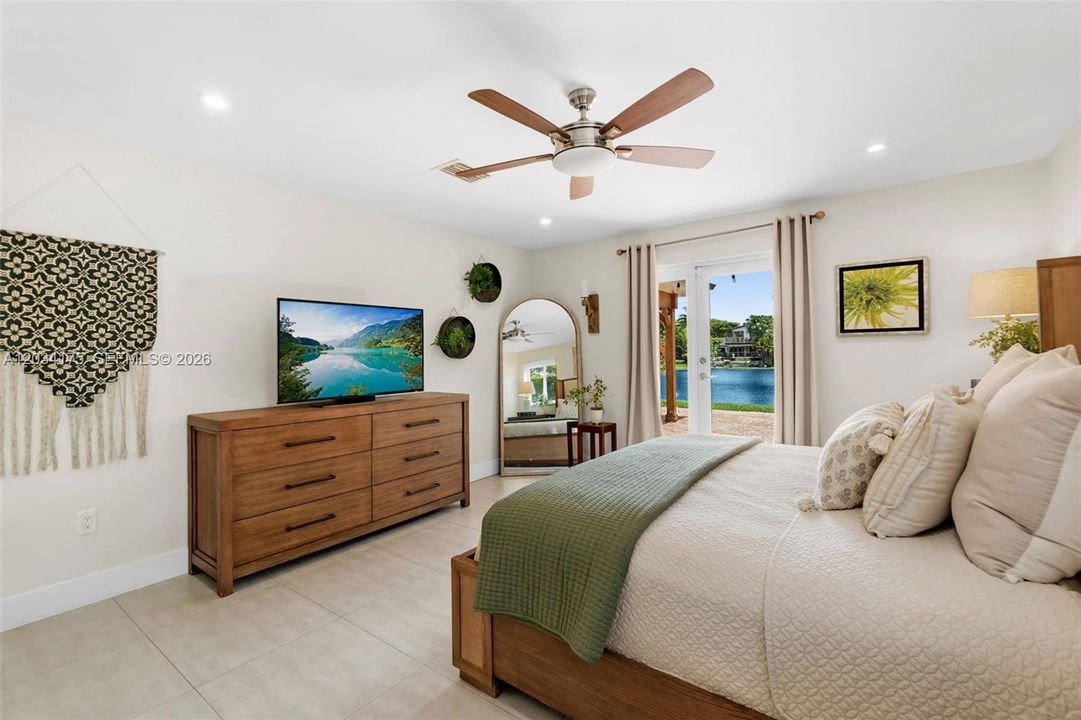For Sale: $1,060,000 (3 beds, 2 baths, 2085 Square Feet)