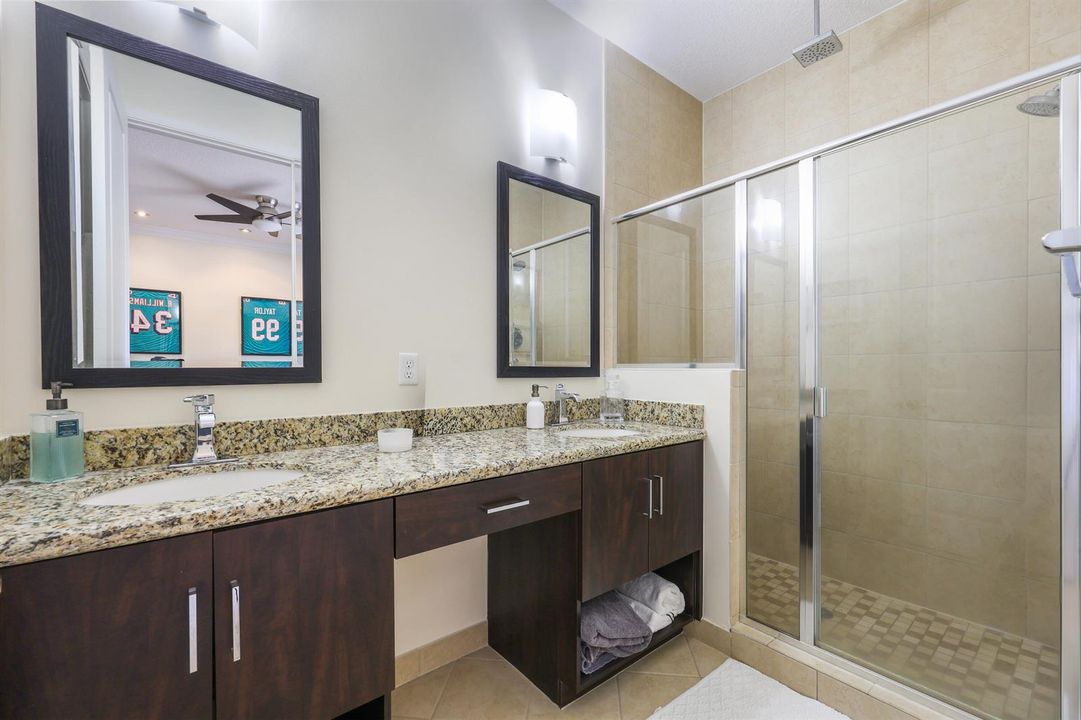 En-Suite Bathroom
