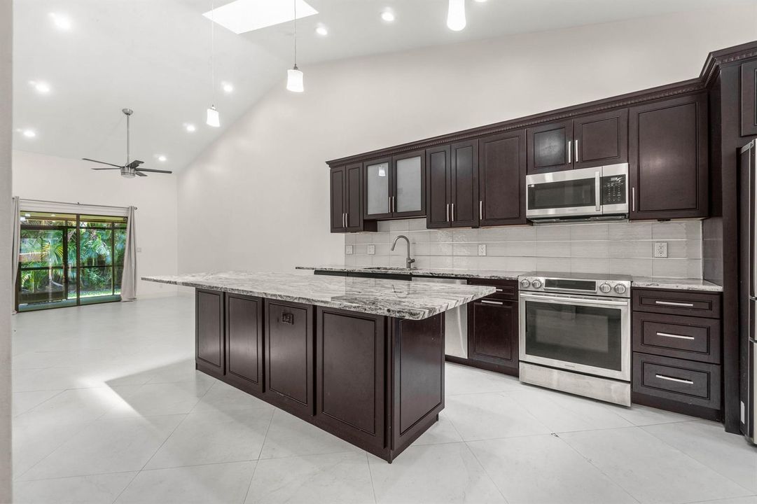3789 Blue Ridge Rd