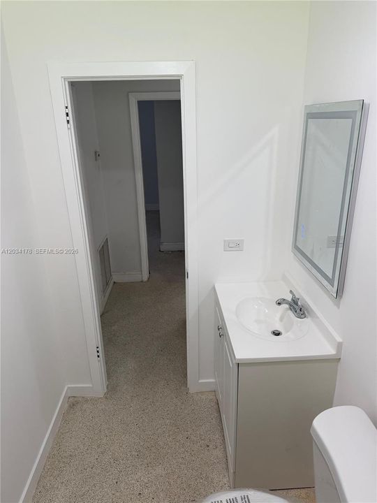 For Rent: $2,700 (2 beds, 1 baths, 1680 Square Feet)