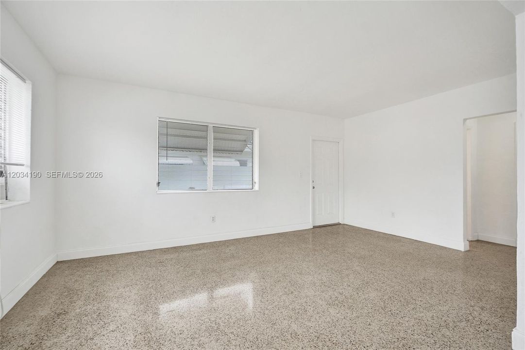 For Rent: $1,895 (1 beds, 1 baths, 6677 Square Feet)