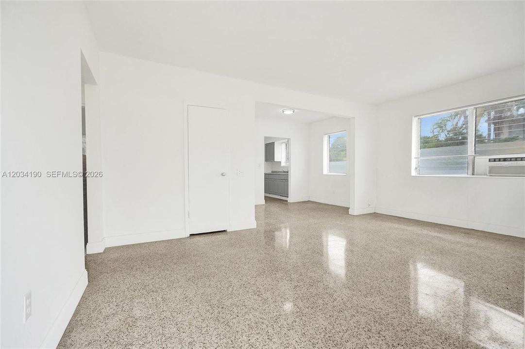 For Rent: $1,895 (1 beds, 1 baths, 6677 Square Feet)