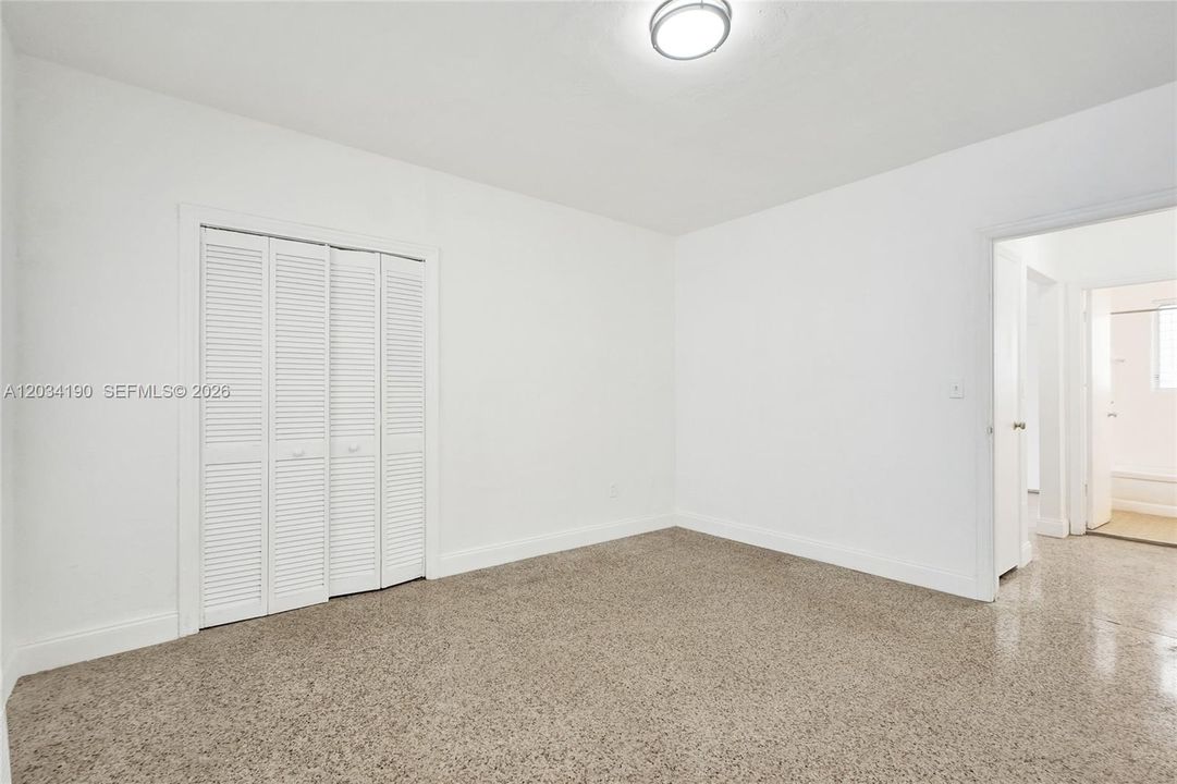 For Rent: $1,895 (1 beds, 1 baths, 6677 Square Feet)