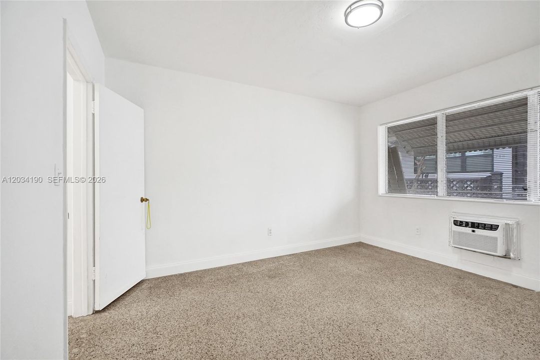 For Rent: $1,895 (1 beds, 1 baths, 6677 Square Feet)