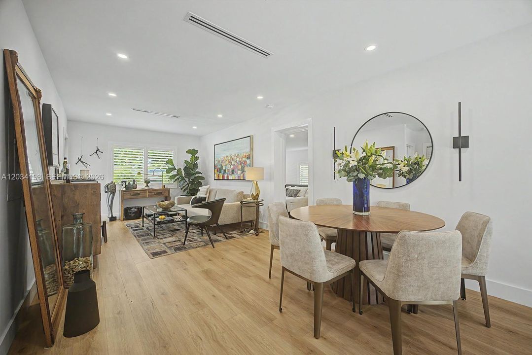 В аренду: $6,800 (2 спален, 2 ванн, 1071 Квадратных фут)