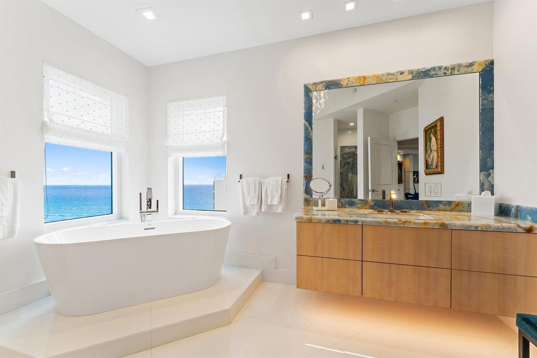 068-2700NorthOceanDrive-PH1-RivieraBeach