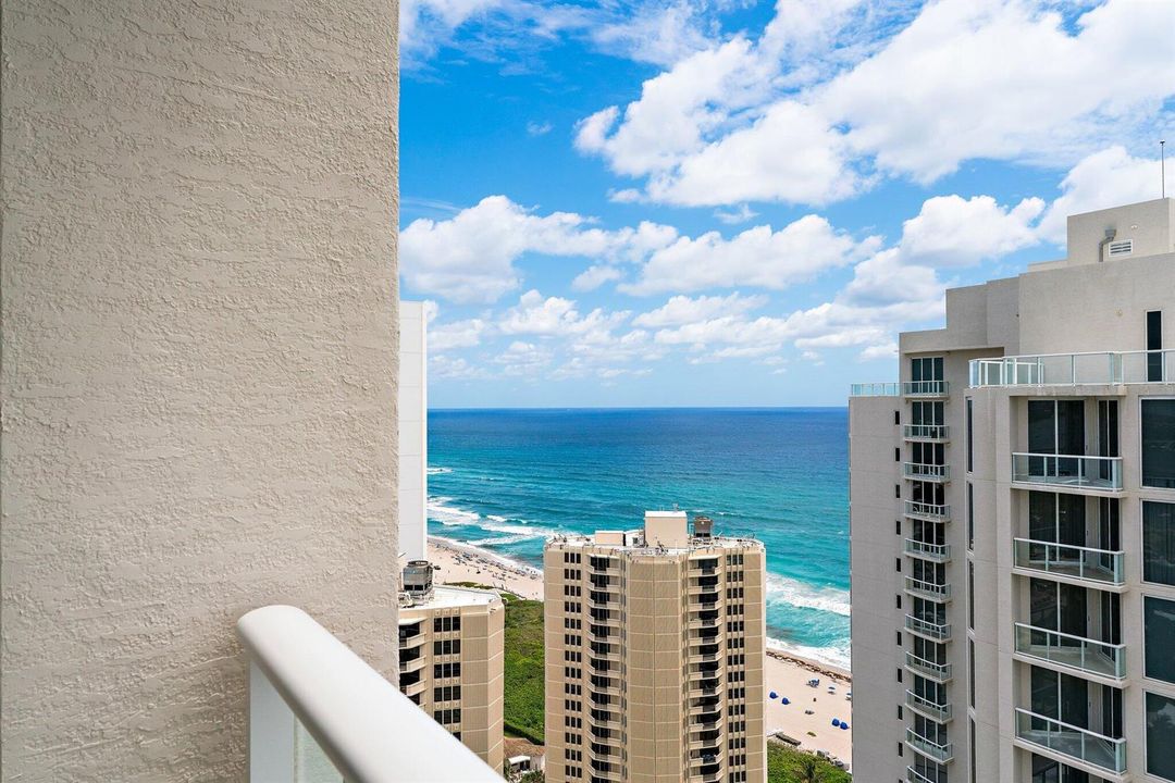 050-2700NorthOceanDrive-PH1-RivieraBeach
