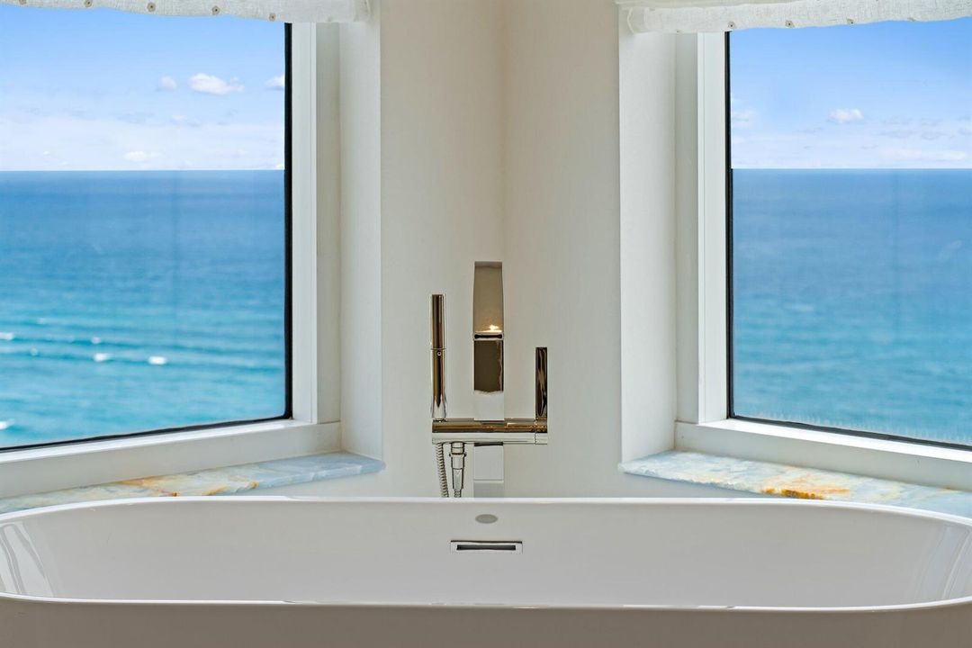 077-2700NorthOceanDrive-PH1-RivieraBeach