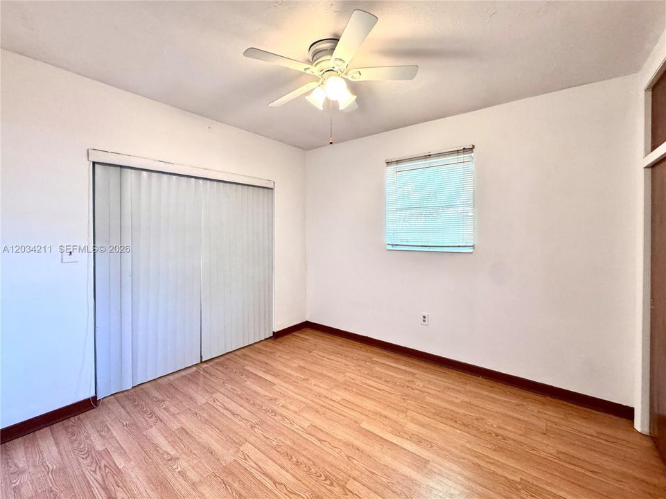 For Sale: $460,000 (3 beds, 2 baths, 1968 Square Feet)