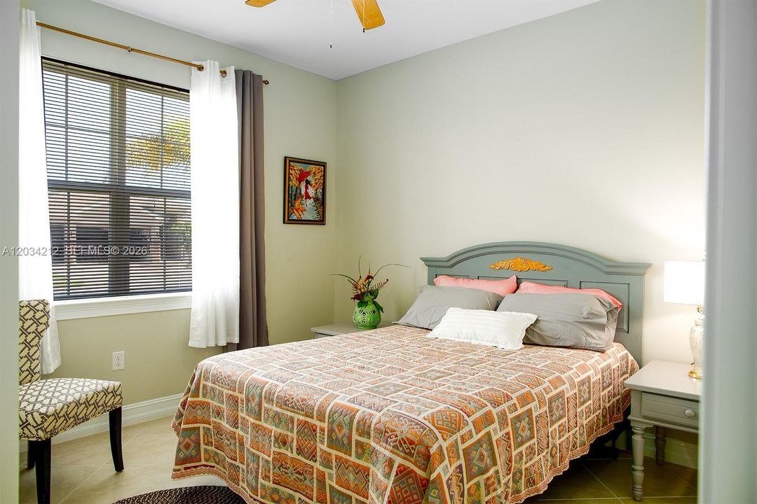For Sale: $364,900 (3 beds, 2 baths, 1816 Square Feet)