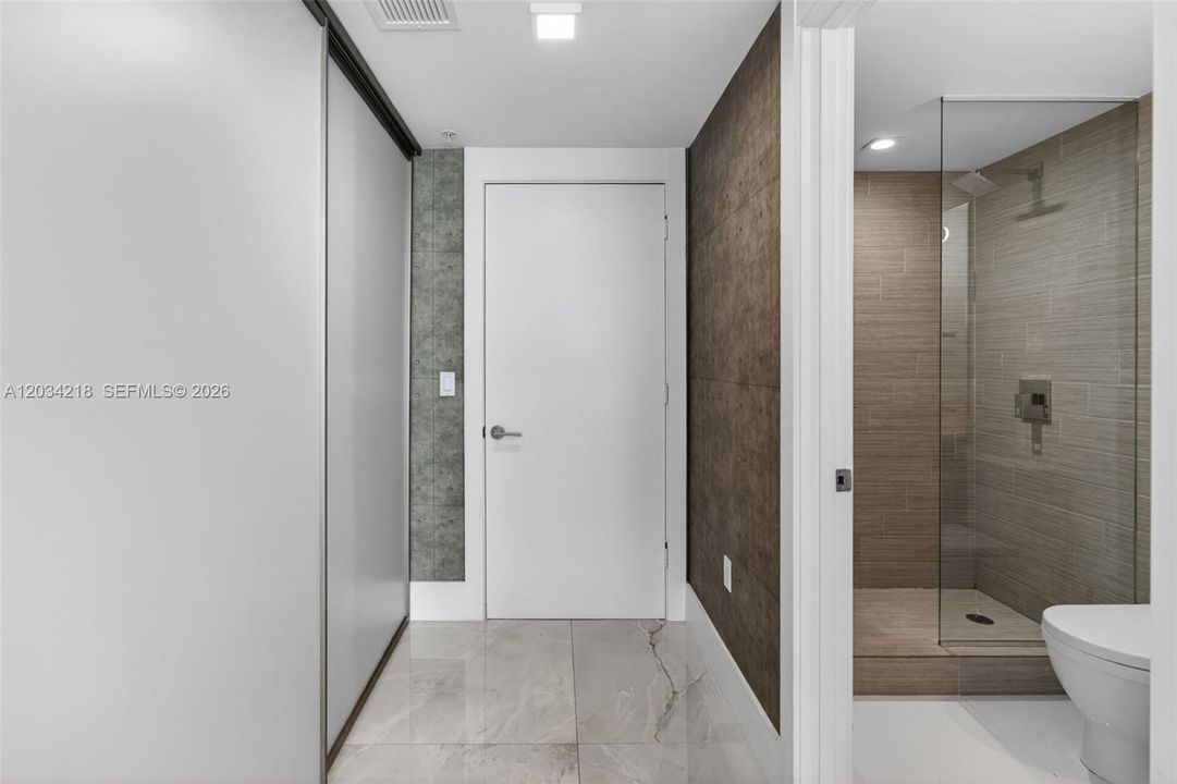 For Rent: $12,000 (3 beds, 3 baths, 1892 Square Feet)