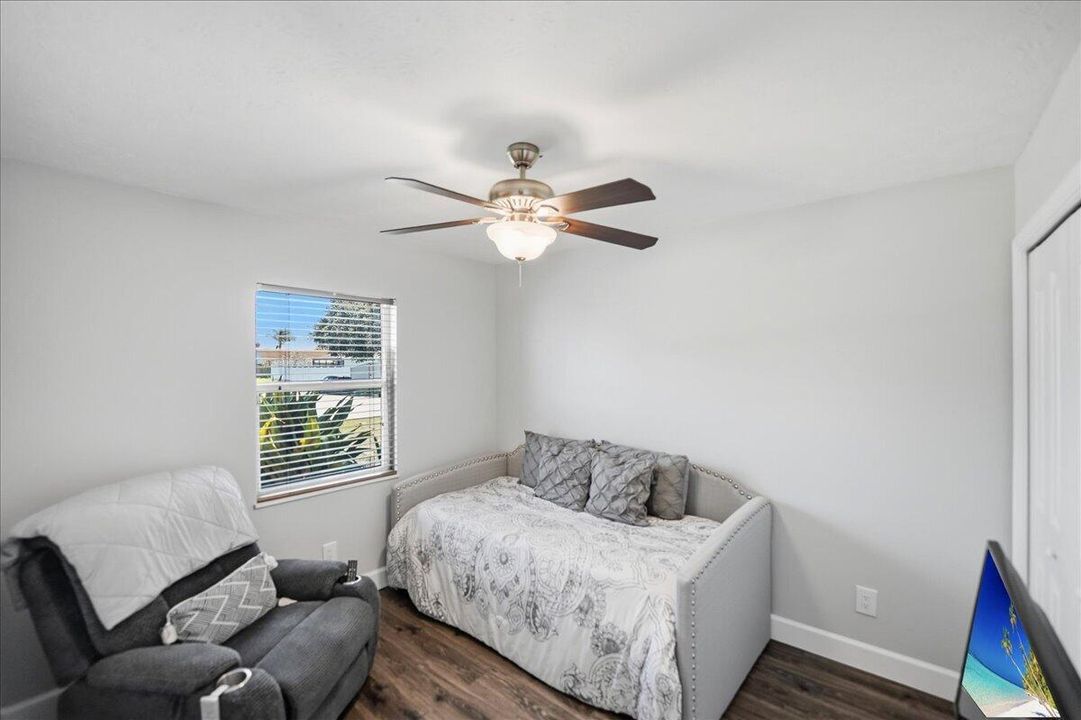 12-DSC6426