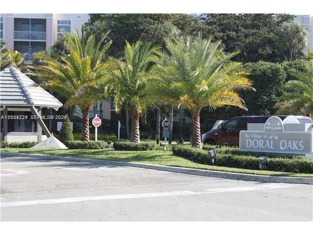 For Rent: $2,600 (2 beds, 2 baths, 1130 Square Feet)