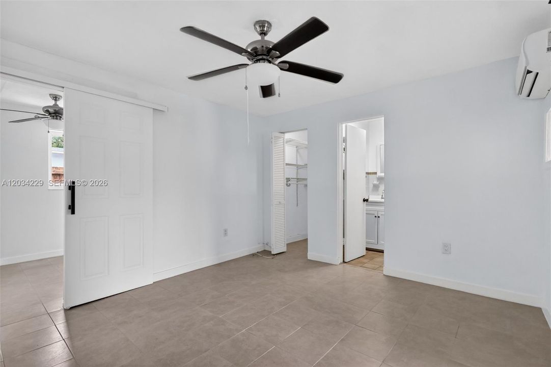 For Rent: $3,900 (4 beds, 3 baths, 1973 Square Feet)