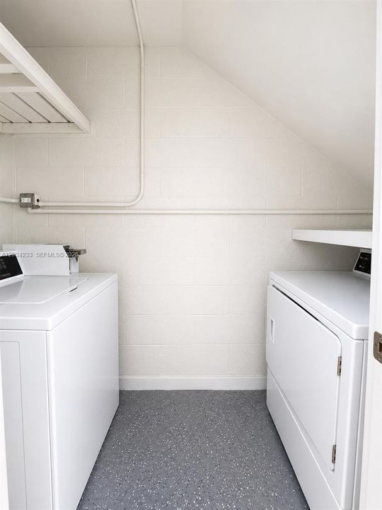 For Rent: $2,100 (2 beds, 2 baths, 1502 Square Feet)