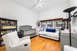 For Rent: $2,900 (2 beds, 2 baths, 1049 Square Feet)