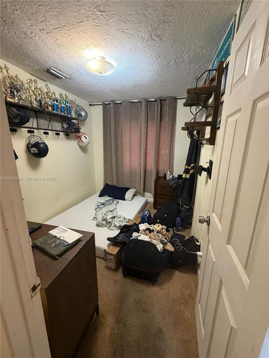 En Venta: $489,990 (3 camas, 2 baños, 1162 Pies cuadrados)