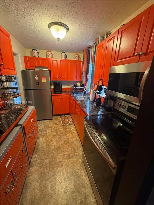 En Venta: $489,990 (3 camas, 2 baños, 1162 Pies cuadrados)