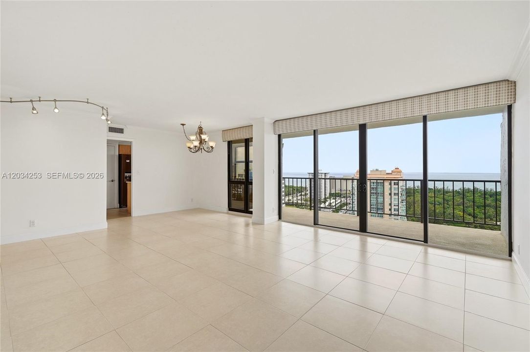 На продажу: $675,000 (2 спален, 2 ванн, 1500 Квадратных фут)