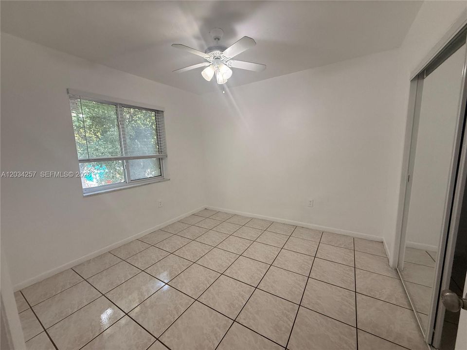 For Rent: $2,250 (16 beds, 12 baths, 9949 Square Feet)