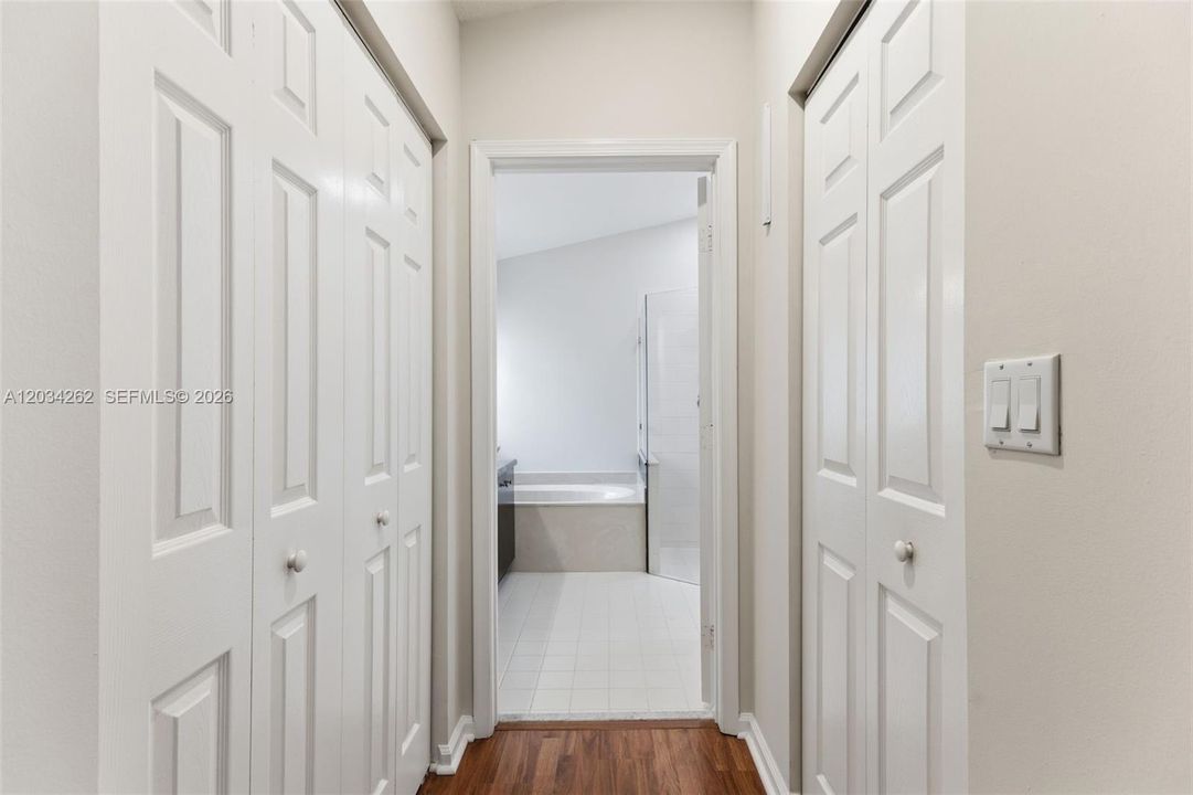For Sale: $624,900 (3 beds, 2 baths, 1571 Square Feet)