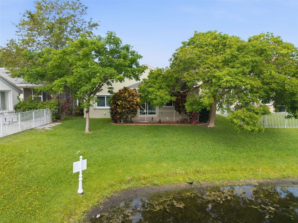 For Sale: $624,900 (3 beds, 2 baths, 1571 Square Feet)