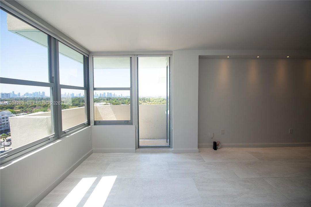 For Rent: $2,799 (0 beds, 1 baths, 600 Square Feet)
