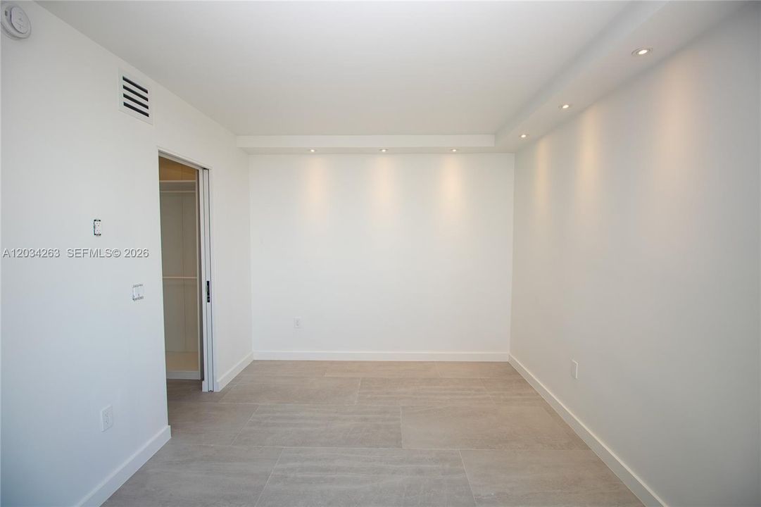 For Rent: $2,799 (0 beds, 1 baths, 600 Square Feet)