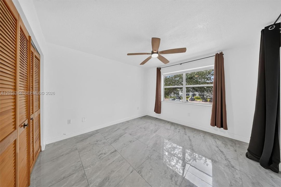 Recently Rented: $2,250 (2 beds, 2 baths, 1113 Square Feet)