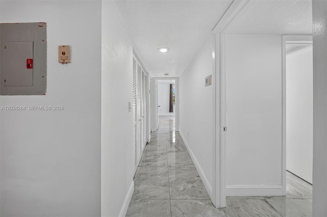 Recently Rented: $2,250 (2 beds, 2 baths, 1113 Square Feet)