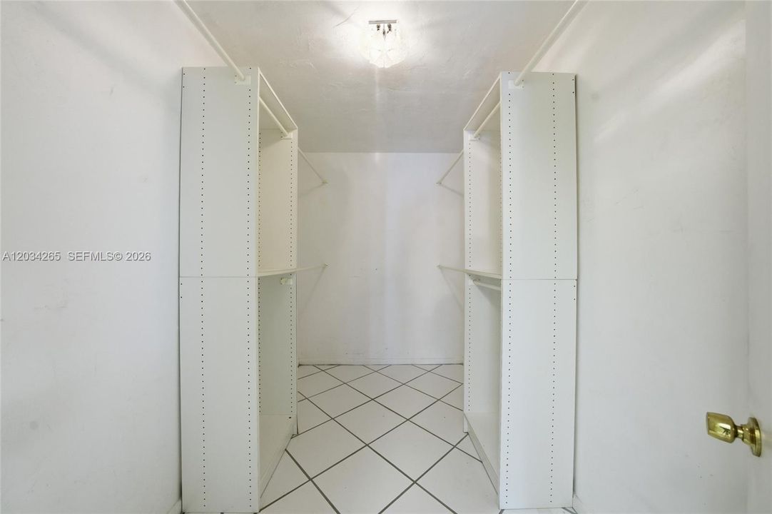 En Renta: $2,100 (3 camas, 2 baños, 1370 Pies cuadrados)