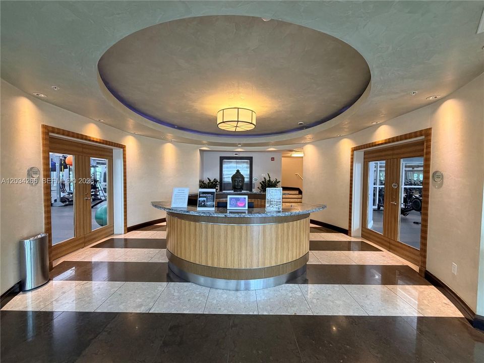 For Rent: $2,850 (1 beds, 1 baths, 806 Square Feet)