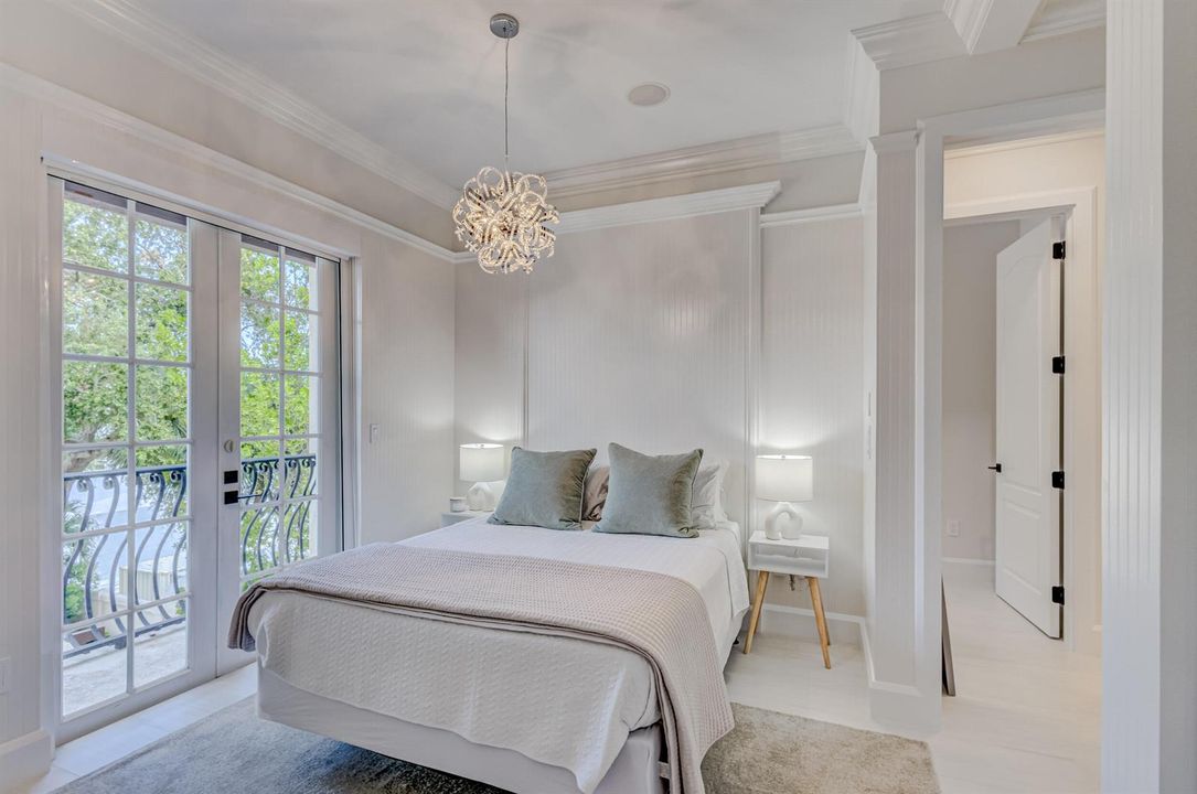 1st Guest Bedroom