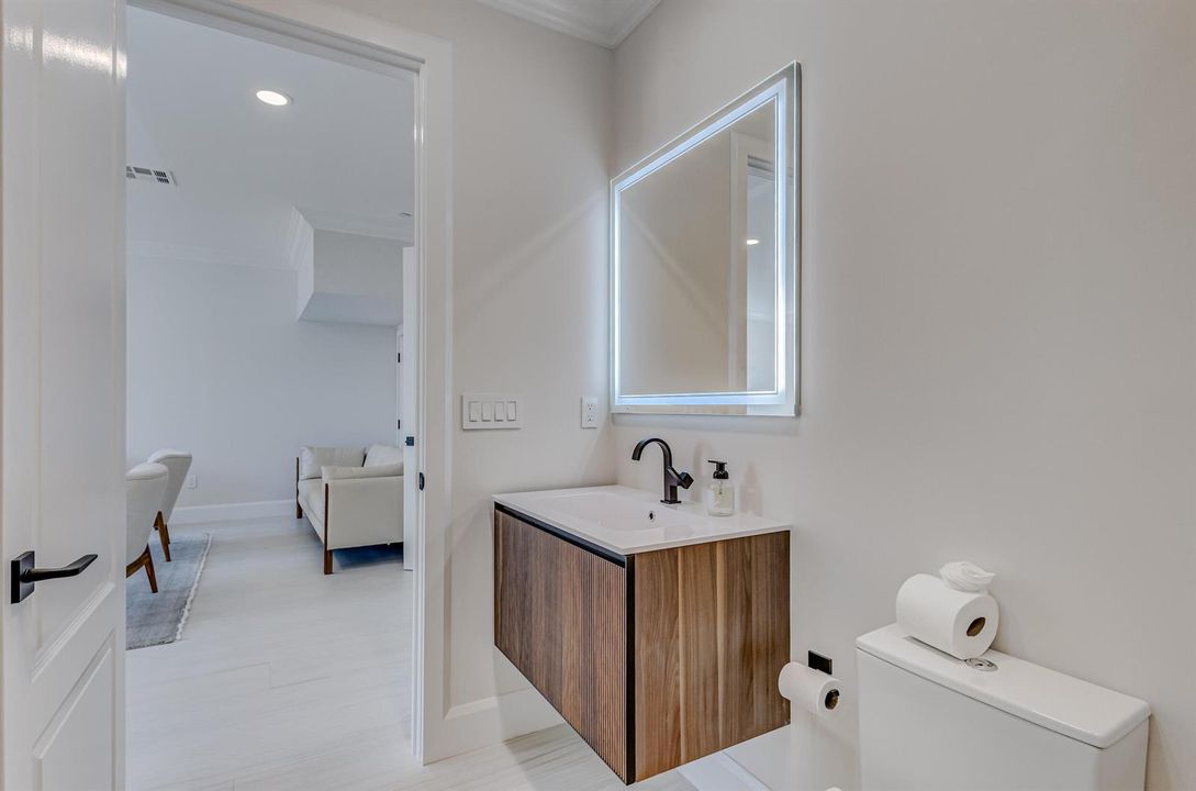 1st Floor Full Bath
