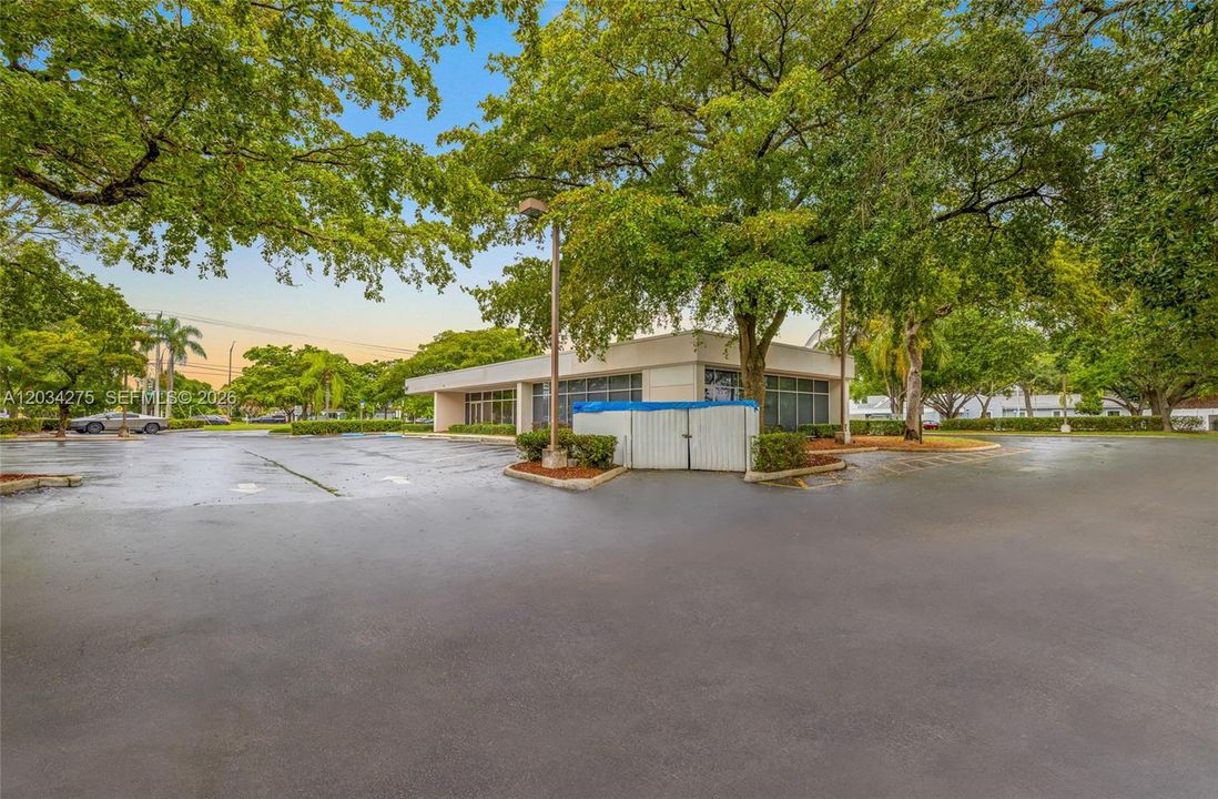 Active With Contract: $2,500,000 (0 beds, 0 baths, 0 Square Feet)