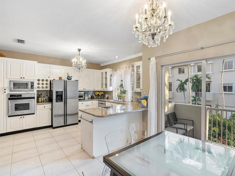For Rent: $6,250 (4 beds, 3 baths, 2700 Square Feet)