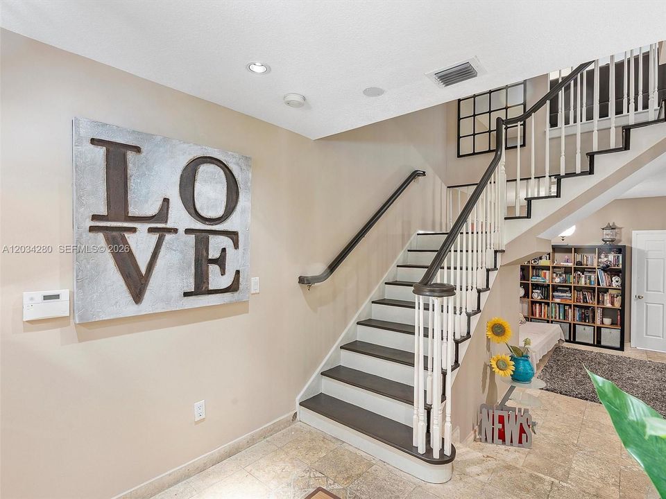 For Rent: $6,250 (4 beds, 3 baths, 2700 Square Feet)