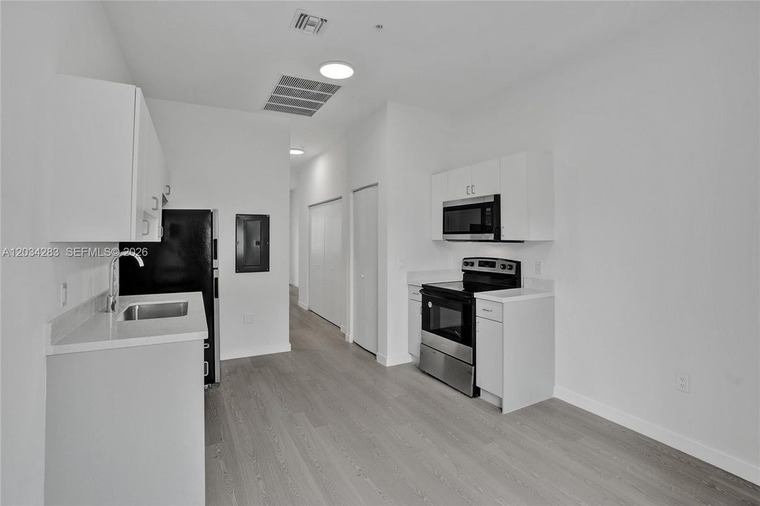 For Rent: $1,995 (1 beds, 1 baths, 0 Square Feet)