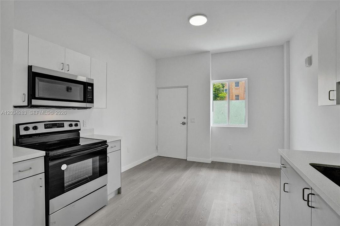 For Rent: $1,995 (1 beds, 1 baths, 0 Square Feet)