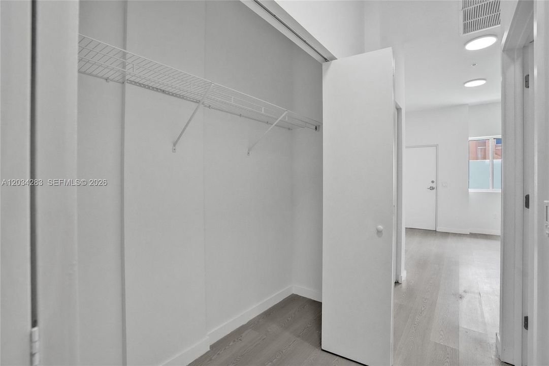 For Rent: $1,995 (1 beds, 1 baths, 0 Square Feet)