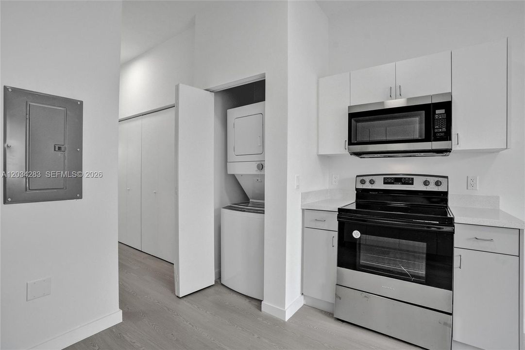 For Rent: $1,995 (1 beds, 1 baths, 0 Square Feet)