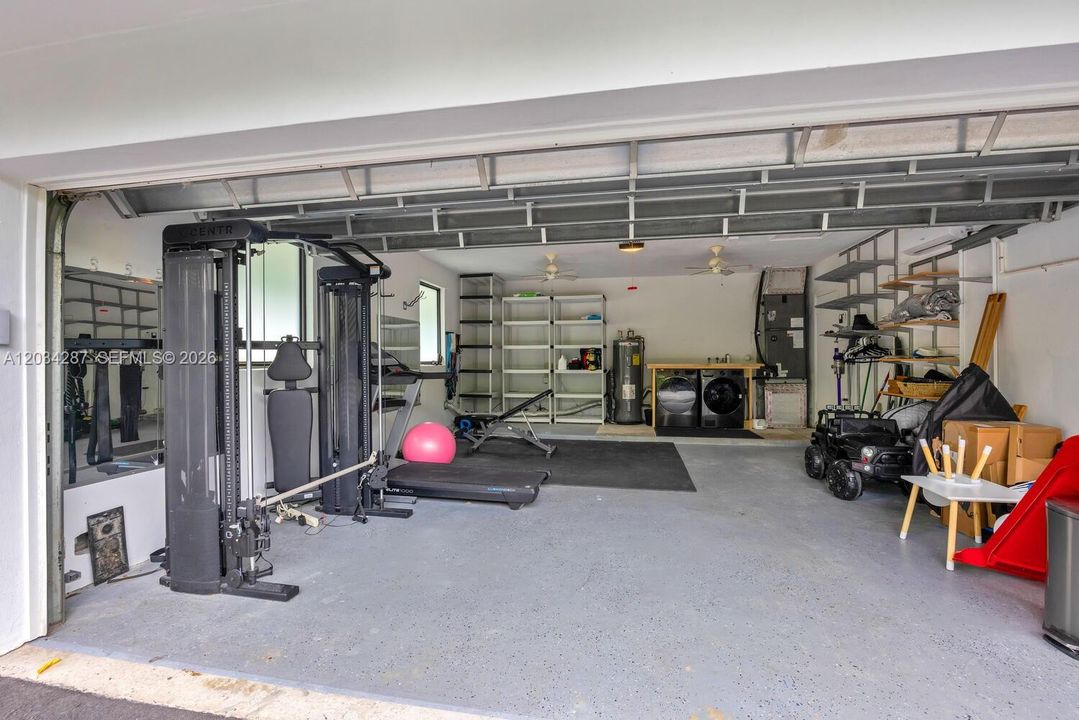 For Rent: $12,500 (5 beds, 3 baths, 2699 Square Feet)