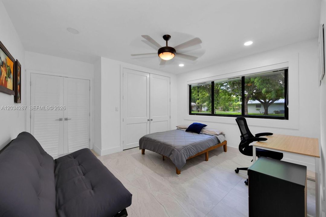 For Rent: $12,500 (5 beds, 3 baths, 2699 Square Feet)