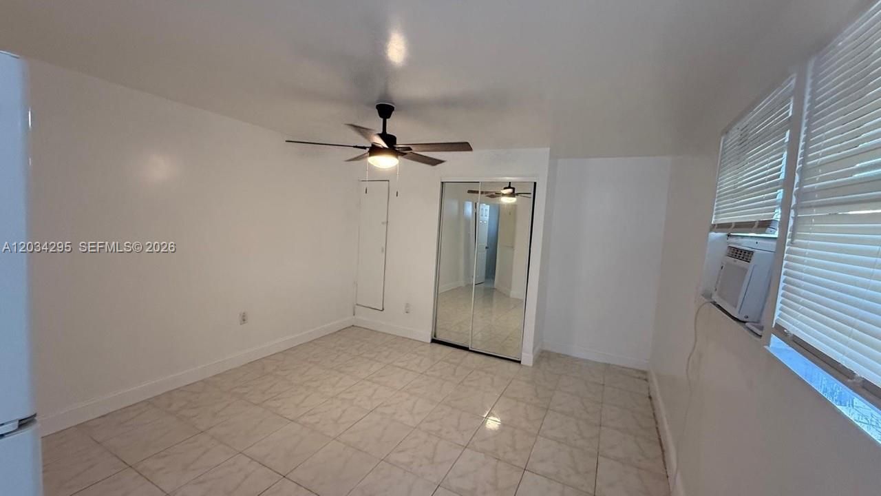 For Rent: $1,250 (0 beds, 1 baths, 0 Square Feet)