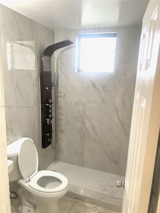 For Rent: $1,250 (0 beds, 1 baths, 0 Square Feet)