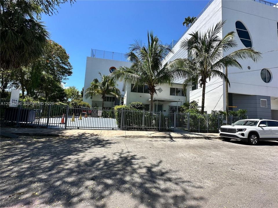 For Sale: $3,800,000 (0 beds, 0 baths, 3372 Square Feet)