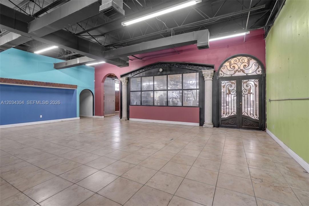 Please note: This rendering is intended to show how the space will appear when delivered empty.