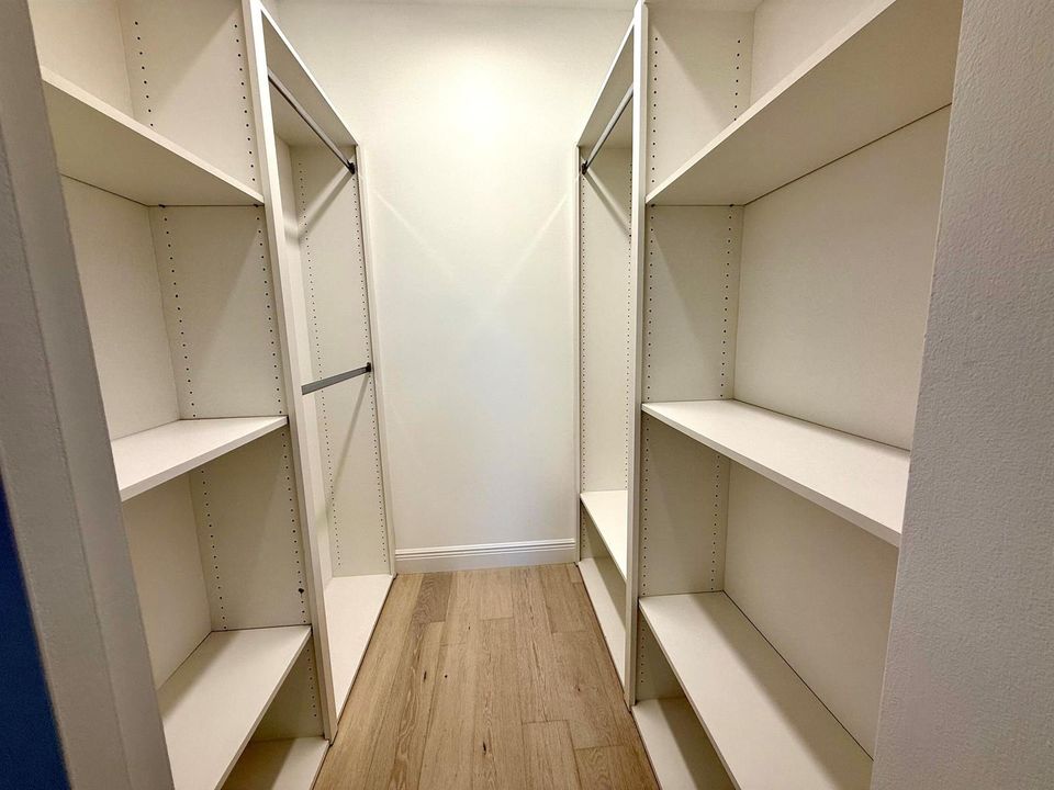 Secondary bedroom walk-in closet