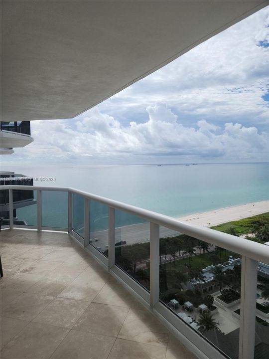 For Rent: $6,500 (2 beds, 2 baths, 1550 Square Feet)