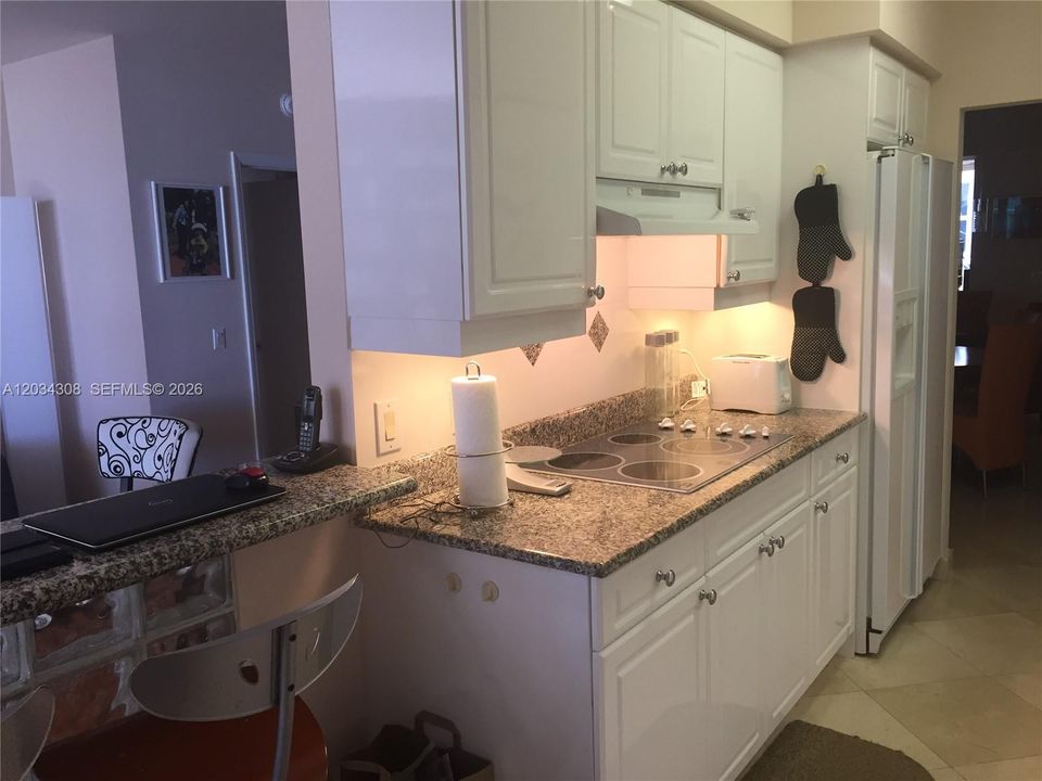 For Rent: $6,500 (2 beds, 2 baths, 1550 Square Feet)